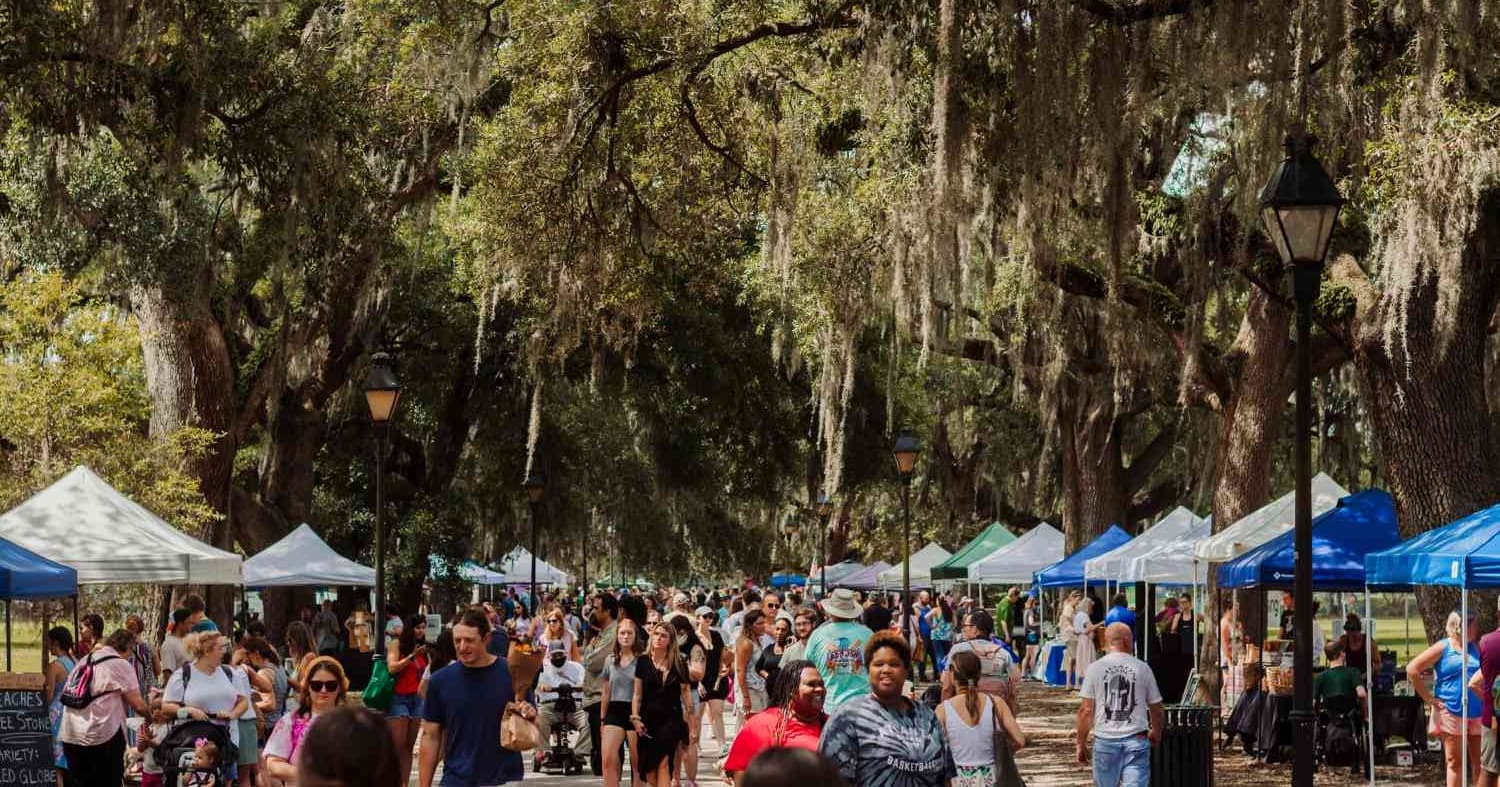 Explore Historic Forsyth Park